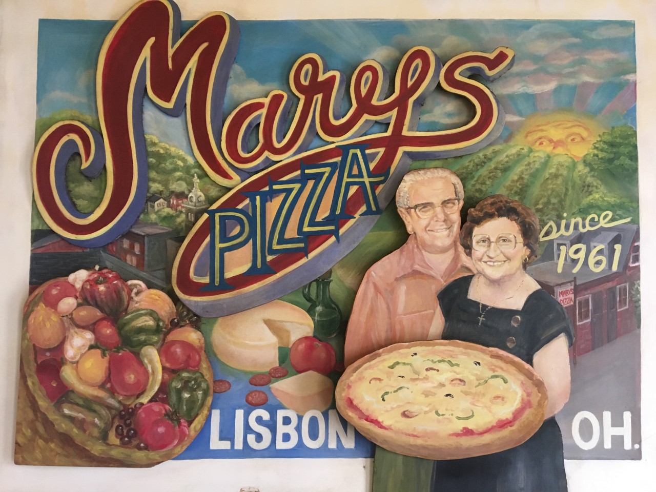 Mary's Pizza mural celebrating Lisbon, Ohio and the shop's roots since 1961